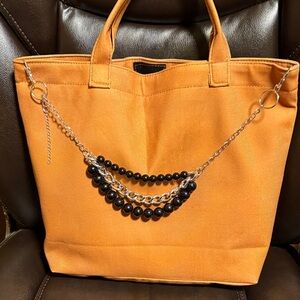 Decorative Black Bead Chain to accessorize your look